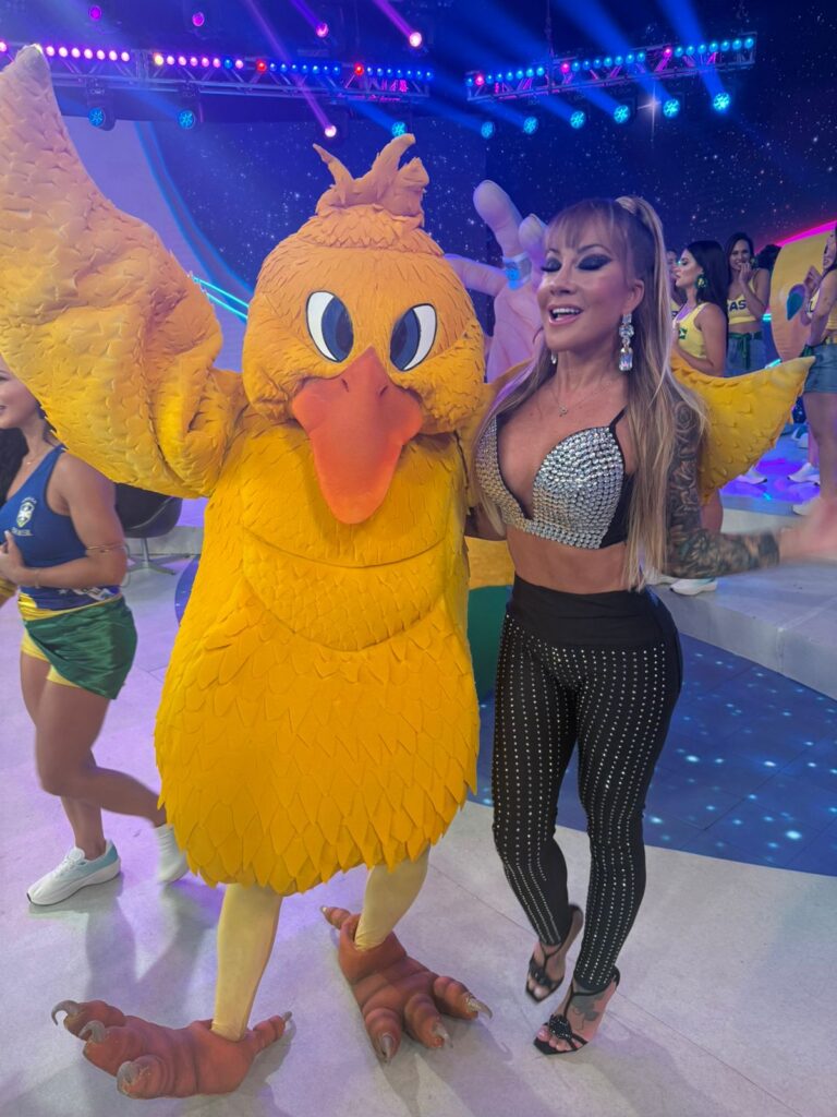 Vivi Fernandez participa do “Viva a Noite”